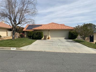 Property at 17810 Granada Dr, Victorville, CA