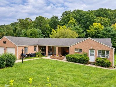 1525 Lincoln Hwy