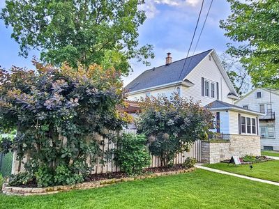 553 West 17TH AVENUE