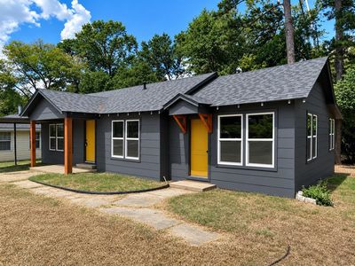 1415 Valley Dr