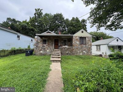 1314 Farmingdale Ave