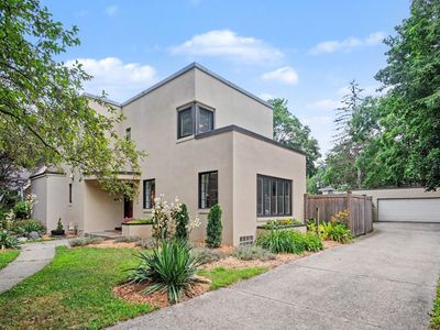 310 Aurora St SE