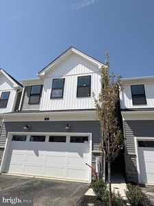 44 Grayson Ln