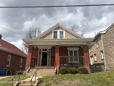 810 Jackson St