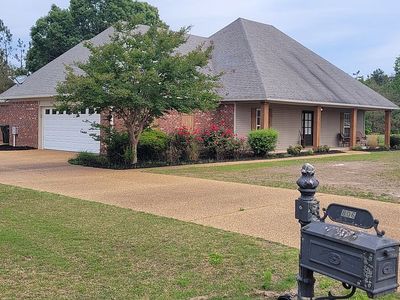 Property at 806 Twin Lakes Cv, Oxford, MS
