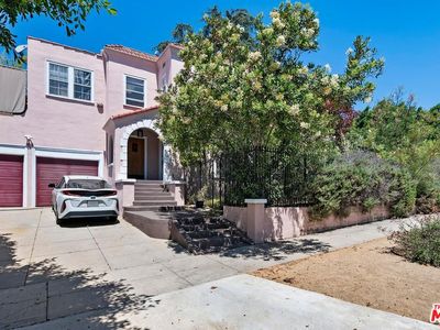 1107 S Citrus Ave