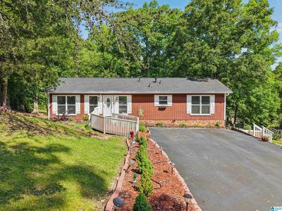 Property at 2417 Briarcliff Dr, Leeds, AL