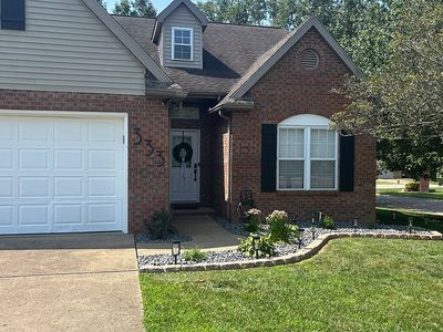333 Pepperidge Ln
