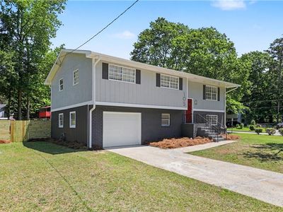 105 Buckhurst Way