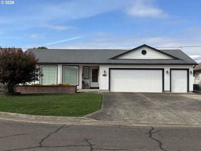 Property at 1937 Heather Way, Woodburn, OR