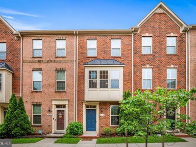 842 S Macon St