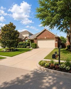 2760 Indian Oak Dr