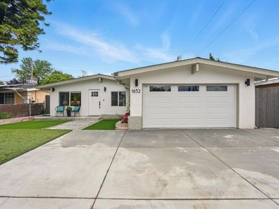 1652 Cathay Dr