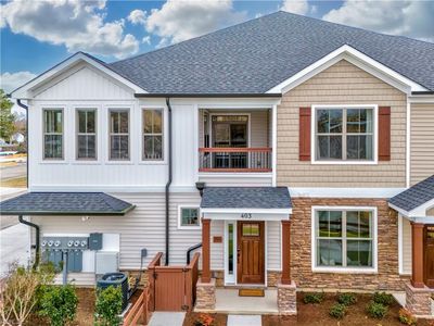 1503 Watermark Way