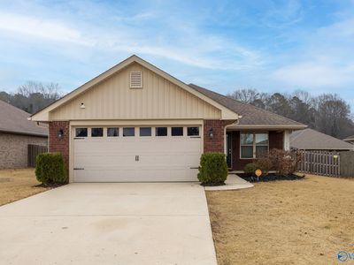 Property at 121 Meadow Land Dr, Meridianville, AL