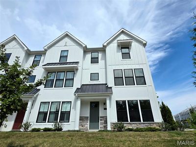 325 Mistflower Ct