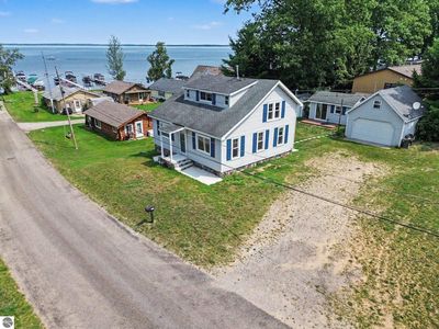 110 Guernsey Ave