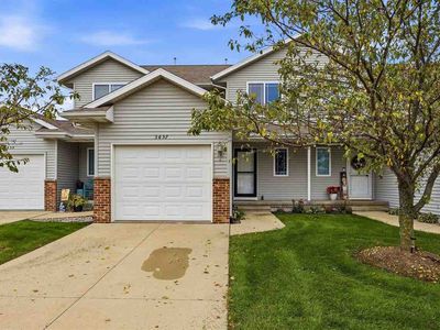 3457 Laurel Ln