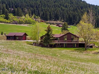 585 Bridger Woods Rd