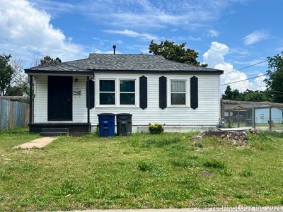 1303 N Urbana Ave