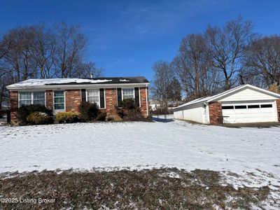 Property at 10607 Fairview Ave, Jeffersontown, KY