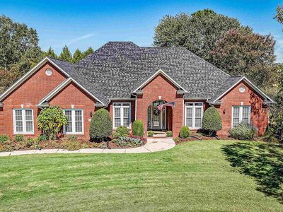 2611 Sandalhaven Dr SE