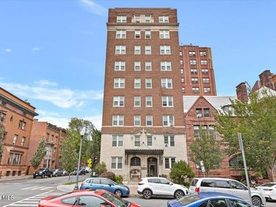 399 State Street APT 805