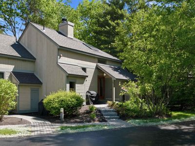 2696 Lake Shore Road #91