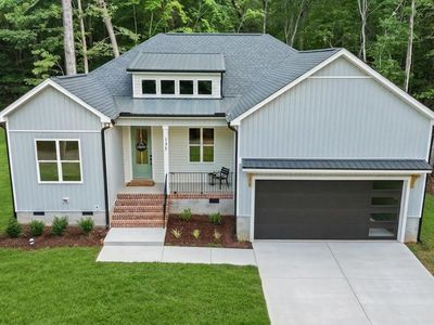 135 Seneca Dr