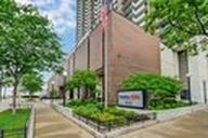 6033 N Sheridan Rd APT 17H
