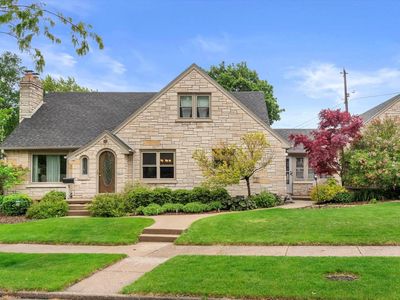 2433 South 52nd STREET