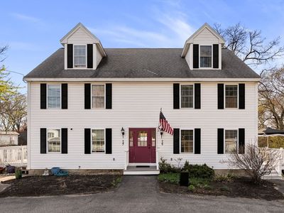 725 Waverly Rd
