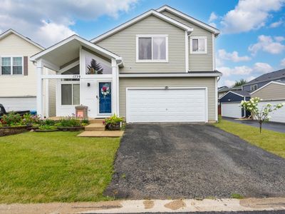 Property at 1739 Hickory Park Ln, Aurora, IL