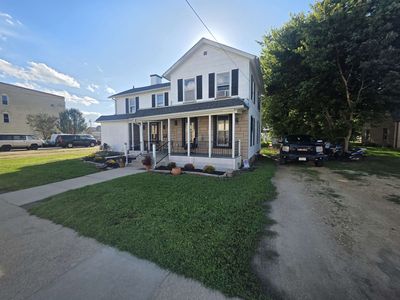 1007 E 2nd Ave