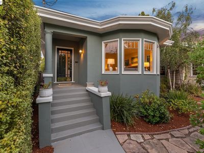 847 Peralta Ave