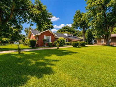 Property at 6142 Masonic Dr, Alexandria, LA