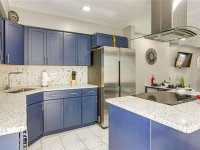 5846 W Deer Park Blvd