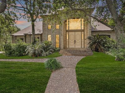 2607 Rip Van Winkle Dr