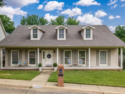 12500 Gleneagles Dr