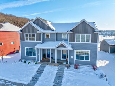 2327 Autumn Lake Parkway