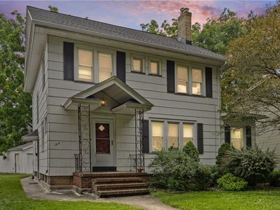 195 Saint Regis Dr S