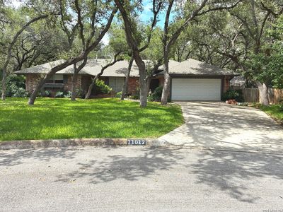 11012 Whisper Hollow