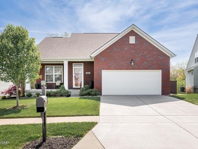 1061 Autumn Crest Ln