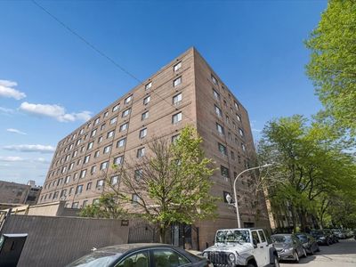 607 W Wrightwood Ave APT 415