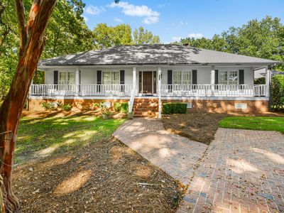 1870 N Parc Cir