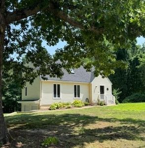 Property at 46 Old Powder House Rd, Lakeville, MA