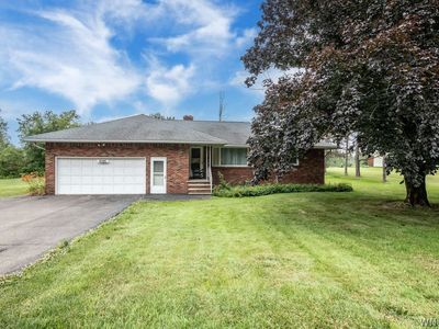 10413 Erie Rd