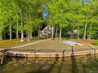 229 Plantation Dr