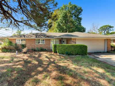 2500 W Elm St