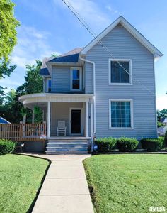 246 W Locust St